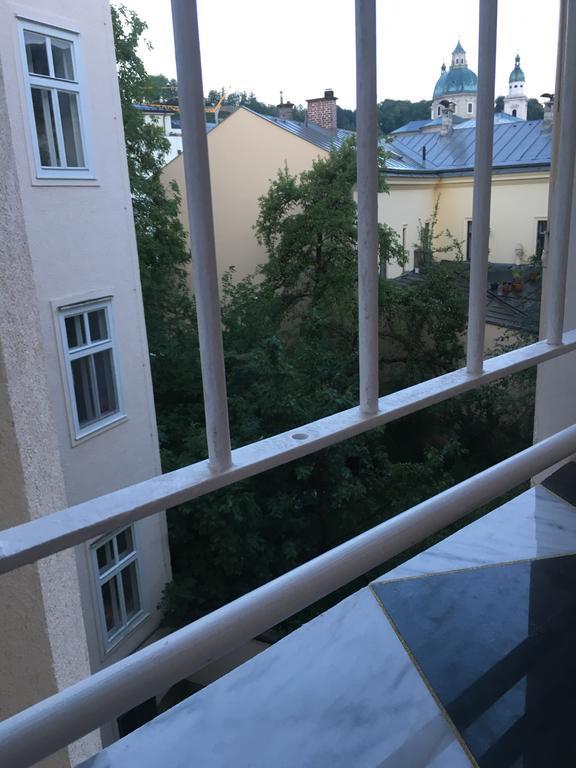 Sarah'S Altstadt Oase Salzburg Buitenkant foto